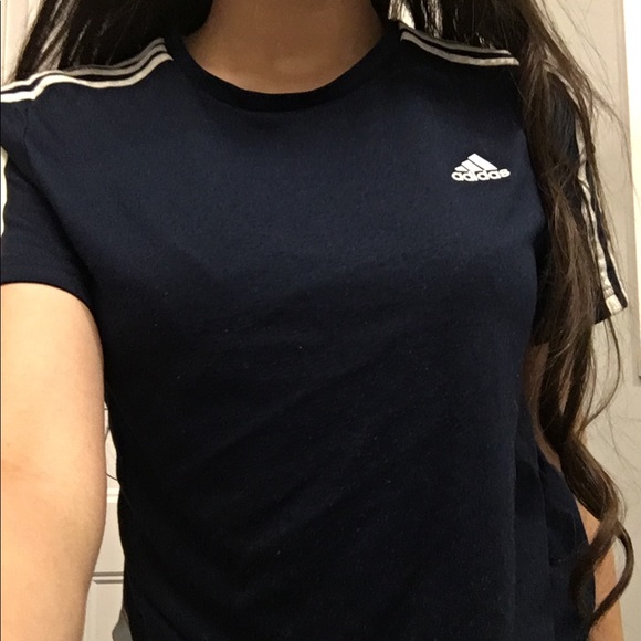 Adidas Shortsleeve tshirt - Picture 2 of 6